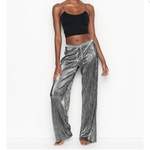 VICTORIA'S SECRET |  Shine Pleated Pajama Pants XS